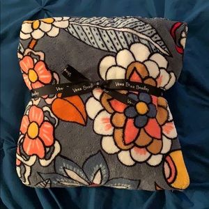 Vera Bradley throw blanket